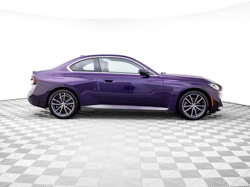 Certified 2025 BMW 230i xDrive Coupe AWD/4WD image 6