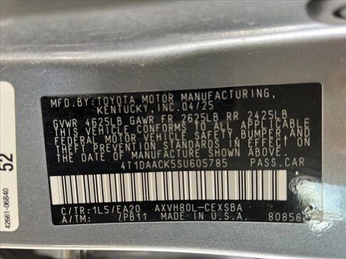 Used 2025 Toyota Camry SE image 24