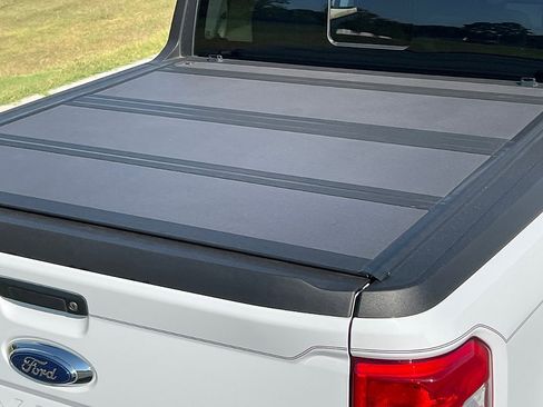 Used 2024 Ford Maverick Lariat image 24