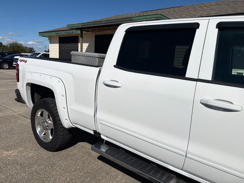 Used 2015 Chevrolet Silverado 2500 LT w/ LT Convenience Package image 9