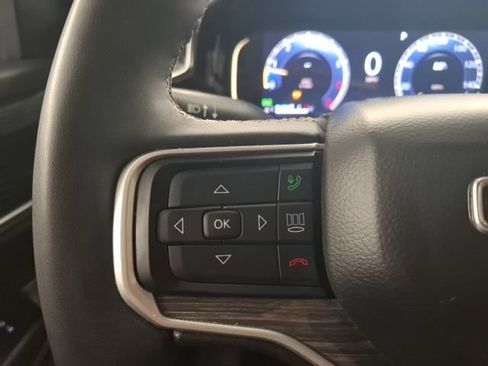 Used 2022 Jeep Wagoneer Series III w/ Rear Seat Video Group 1 RWD image 26
