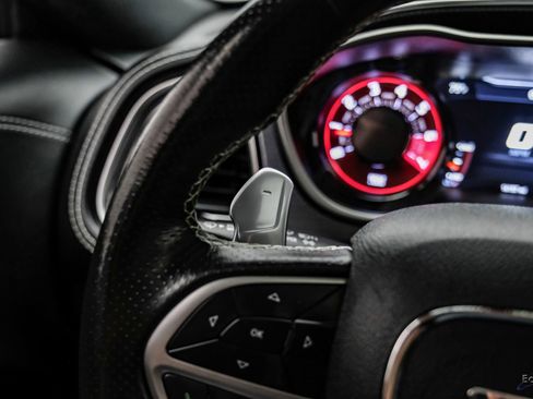 Used 2020 Dodge Challenger SRT Hellcat Redeye image 51