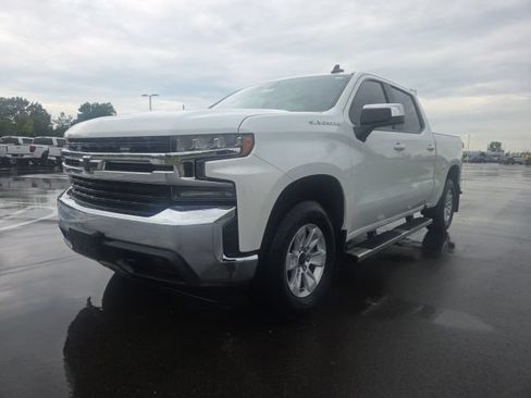 Used 2019 Chevrolet Silverado 1500 LT w/ All-Star Edition AWD/4WD image 2