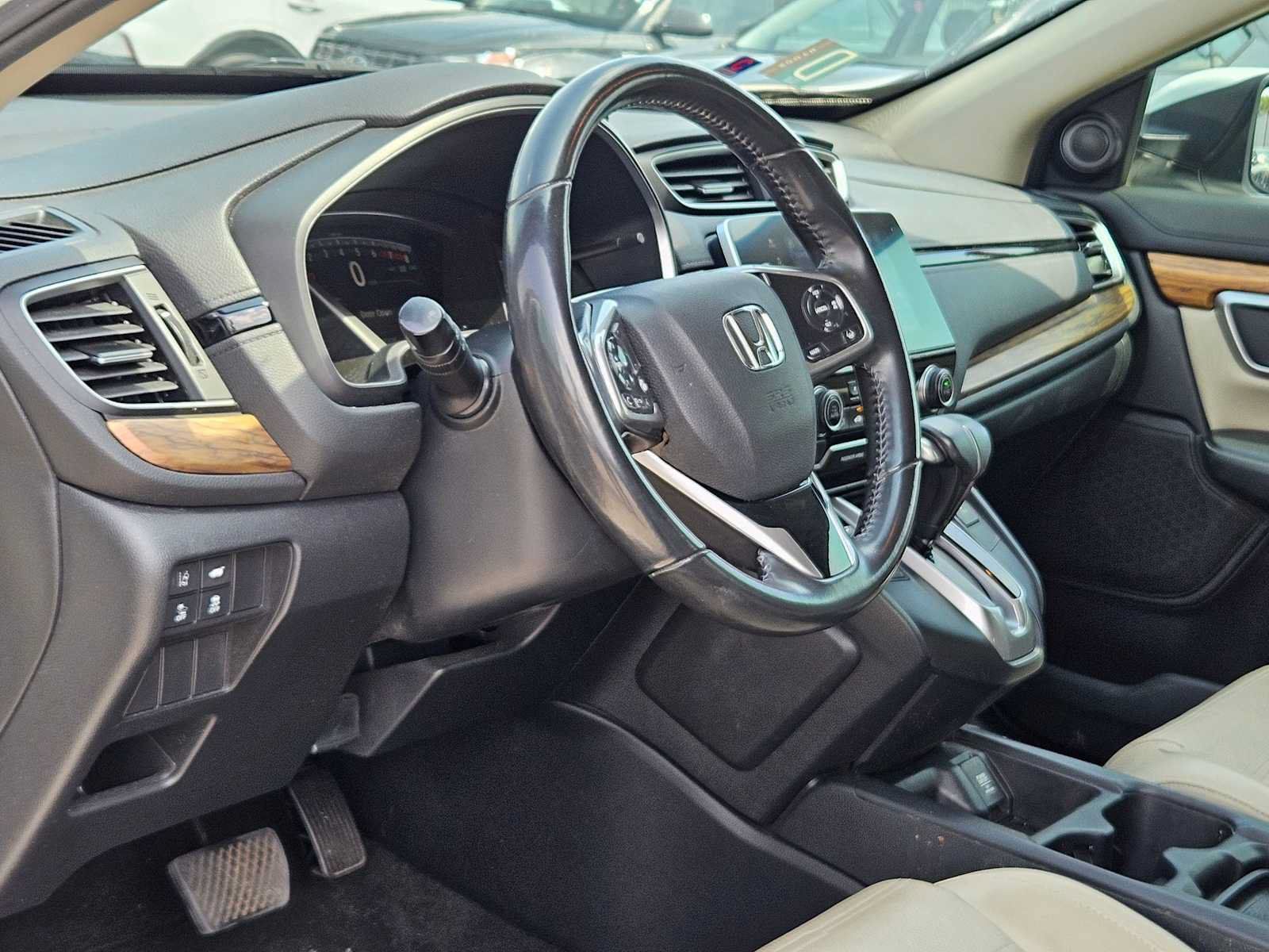 Used 2019 Honda CR-V EX-L image 2