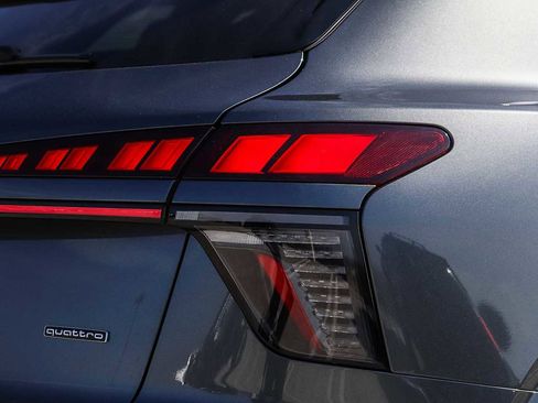 New 2026 Audi Q3 quattro 2.0T image 10