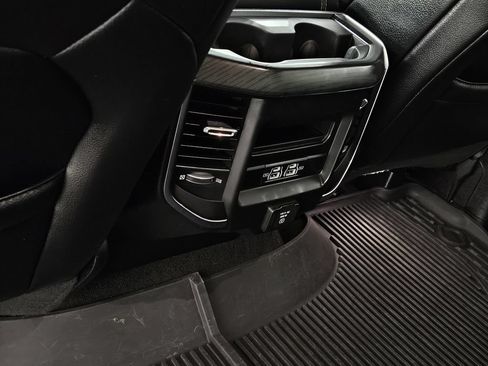 Used 2023 RAM 1500 Laramie AWD/4WD image 26