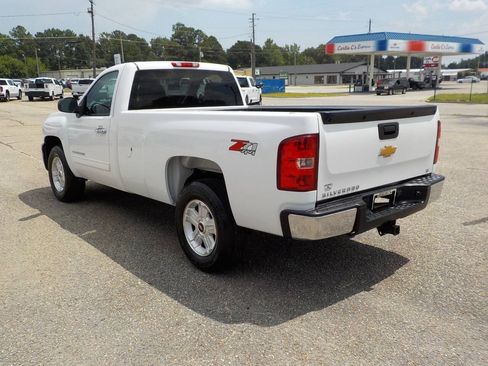 Used 2013 Chevrolet Silverado 1500 LT w/ Interior Plus Package AWD/4WD image 3