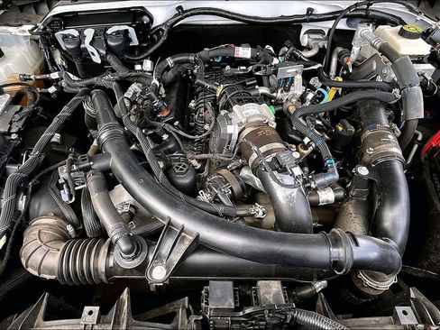 Used 2023 Ford Bronco Big Bend image 9