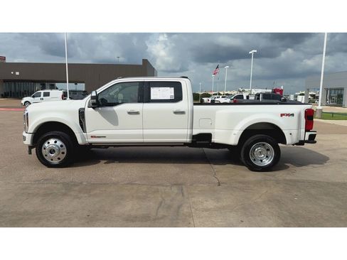 Used 2026 Ford F450 Platinum w/ Platinum Plus Package AWD/4WD image 5