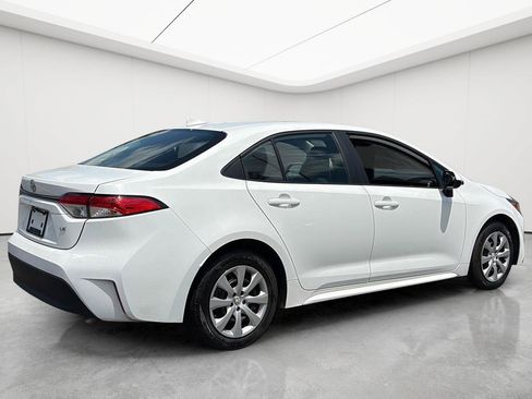 Used 2024 Toyota Corolla LE FWD image 8