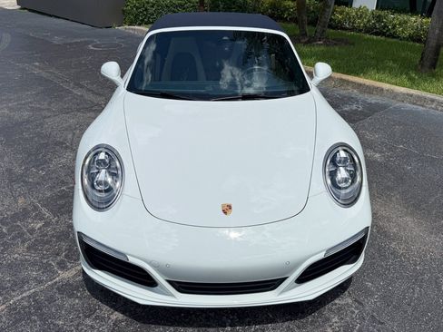 Used 2018 Porsche 911 Carrera image 22