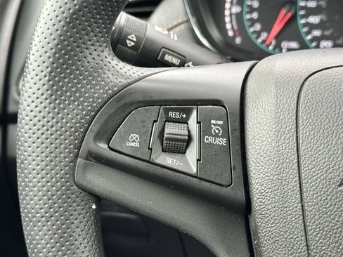 Used 2021 Chevrolet Trax LS w/ Tint and Cruise Package image 13