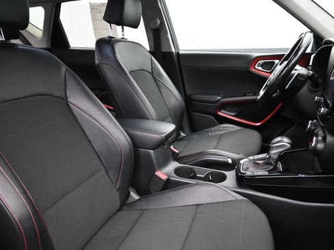 Used 2020 Kia Soul GT-Line Turbo FWD image 26