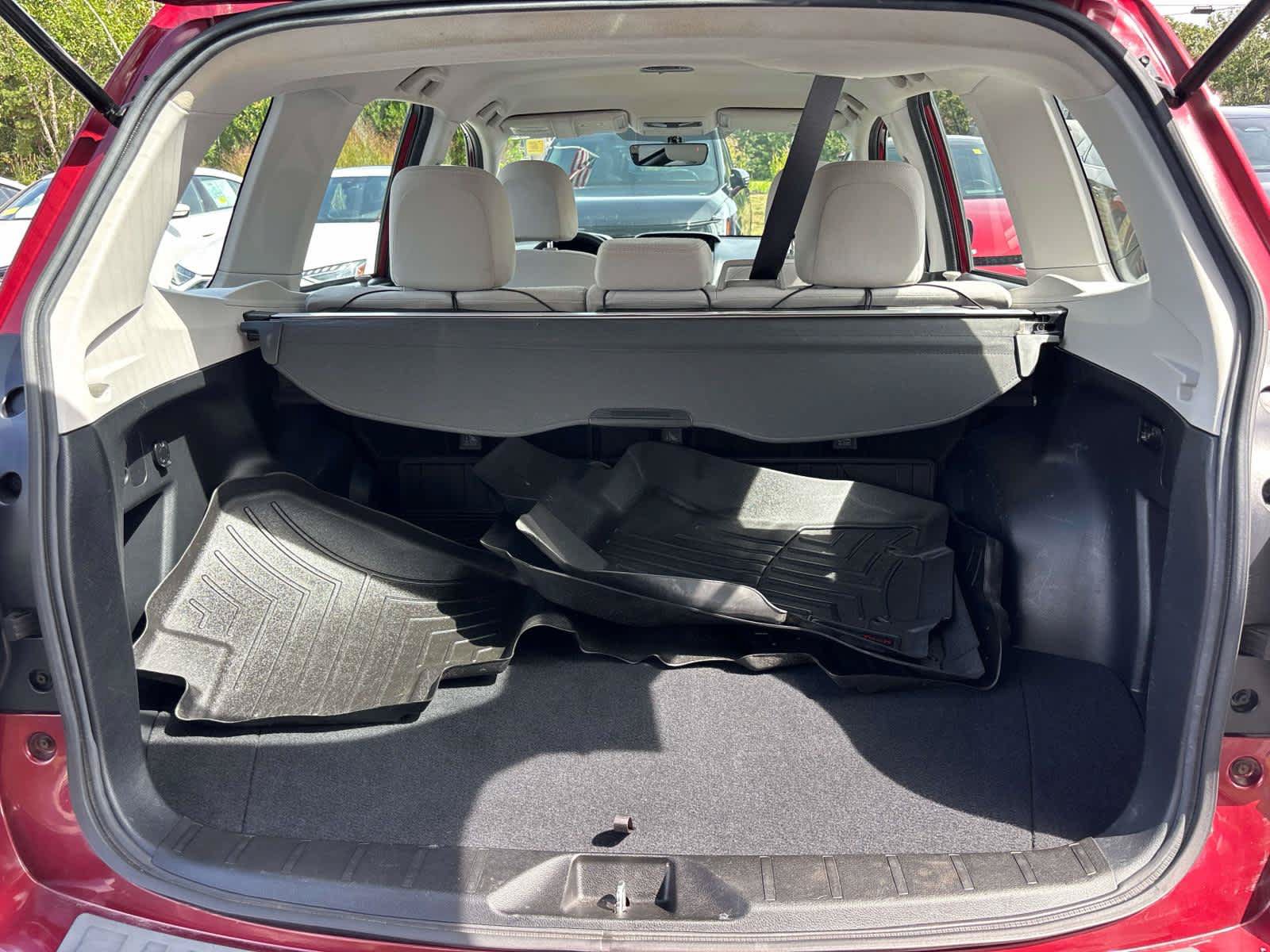 Used 2017 Subaru Forester 2.5i w/ Alloy Wheel Package AWD/4WD image 12