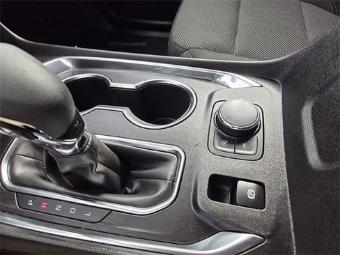 Certified 2023 Chevrolet Traverse LT image 35