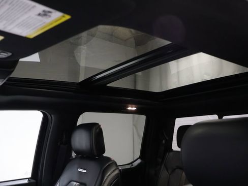 Used 2019 Ford F150 Platinum w/ Equipment Group 701A Luxury AWD/4WD image 12