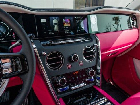 Used 2025 Rolls-Royce Cullinan image 74