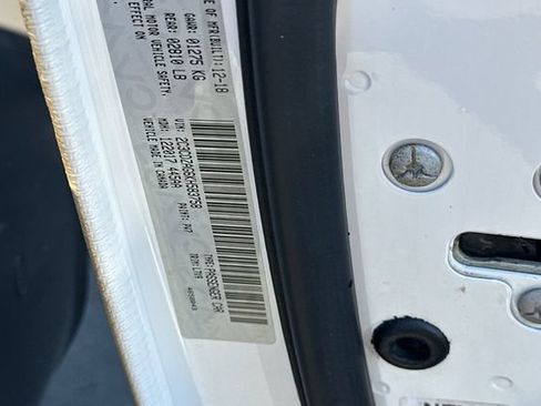 Used 2019 Dodge Challenger SXT RWD image 32
