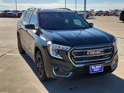 Used 2022 GMC Terrain AT4 image 6