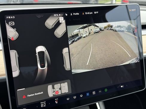 Used 2021 Tesla Model Y Long Range image 4