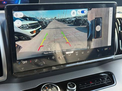 New 2026 Ford Expedition Active image 14