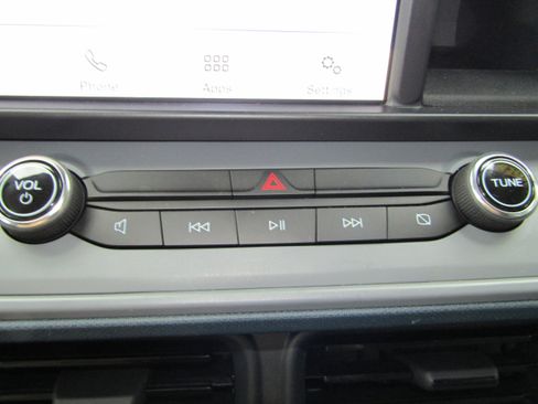 Certified 2024 Ford Maverick XLT w/ XLT Luxury Package image 36