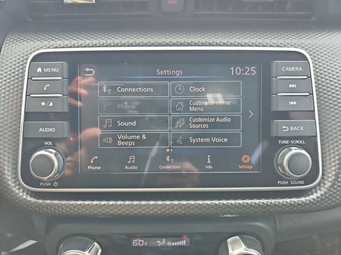 Used 2020 Nissan Kicks SV FWD image 22