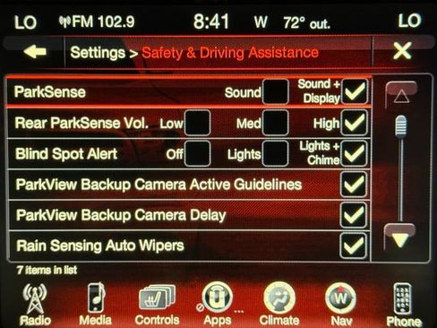 Used 2016 Dodge Challenger R/T Scat Pack w/ Leather Interior Group image 30