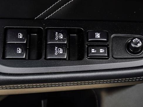 Used 2019 Subaru Outback 2.5i Limited w/ Popular Package #2 AWD/4WD image 20
