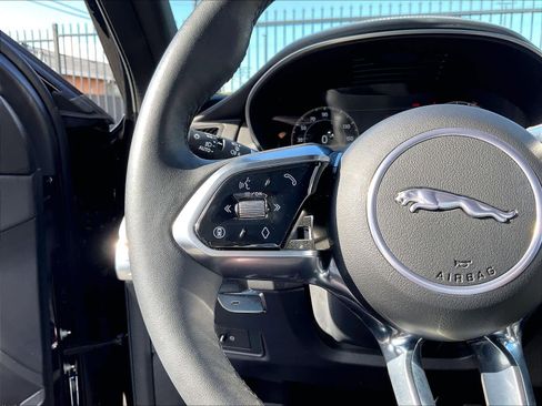 Used 2024 Jaguar E-PACE R-Dynamic SE image 20