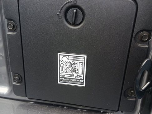 New 2025 Ford Maverick XLT w/ XLT Luxury Package image 9