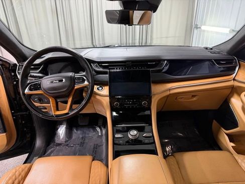 Used 2022 Jeep Grand Cherokee L Summit image 13