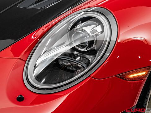 Used 2018 Porsche 911 GT2 RS image 15