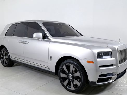 Used 2021 Rolls-Royce Cullinan image 5