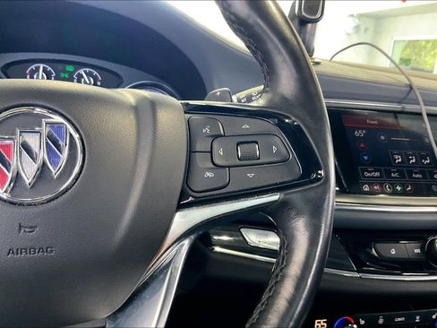 Used 2023 Buick Enclave Essence FWD image 9