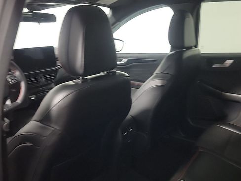 Used 2024 Ford Escape ST-Line w/ Tech Pack #1 image 18