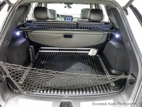 Certified 2024 Cadillac XT5 Premium Luxury w/ LPO, Floor Liner Package AWD/4WD image 22