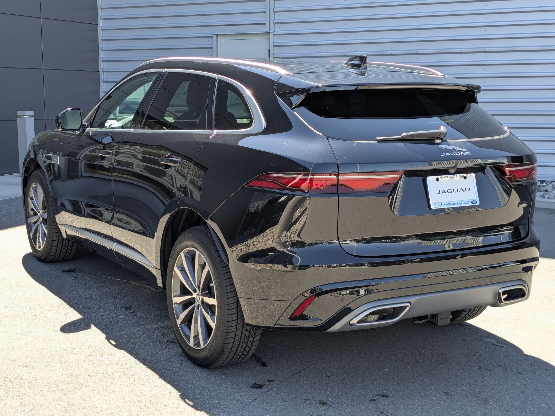 New 2026 Jaguar F-PACE R-Dynamic S AWD/4WD image 7