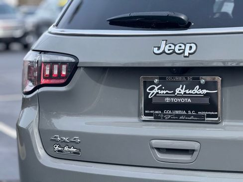 Used 2024 Jeep Compass Latitude image 16