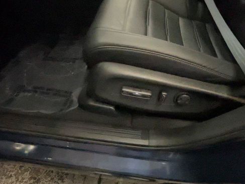 Used 2025 Honda CR-V EX-L image 30