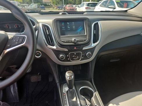 Used 2018 Chevrolet Equinox LS w/ LPO, Floor Liner Package FWD image 17