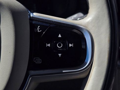 Used 2018 Volvo XC60 T8 Inscription w/ Vision Package AWD/4WD image 33