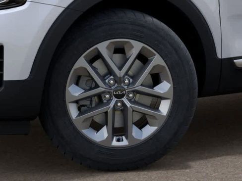New 2025 Kia Telluride LX image 9