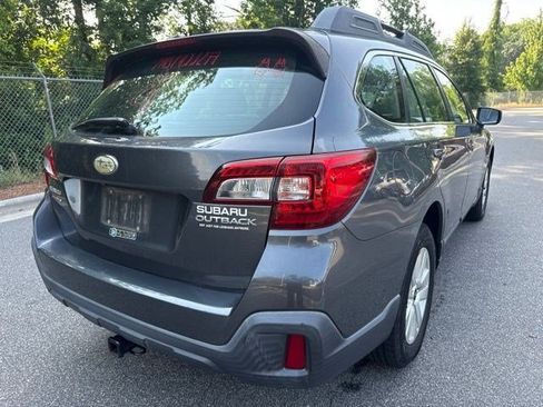 Used 2018 Subaru Outback 2.5i AWD/4WD image 5