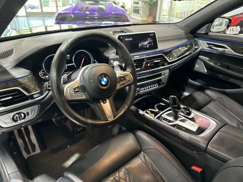 Used 2019 BMW M760i xDrive w/ Luxury Rear Seating Package AWD/4WD image 41