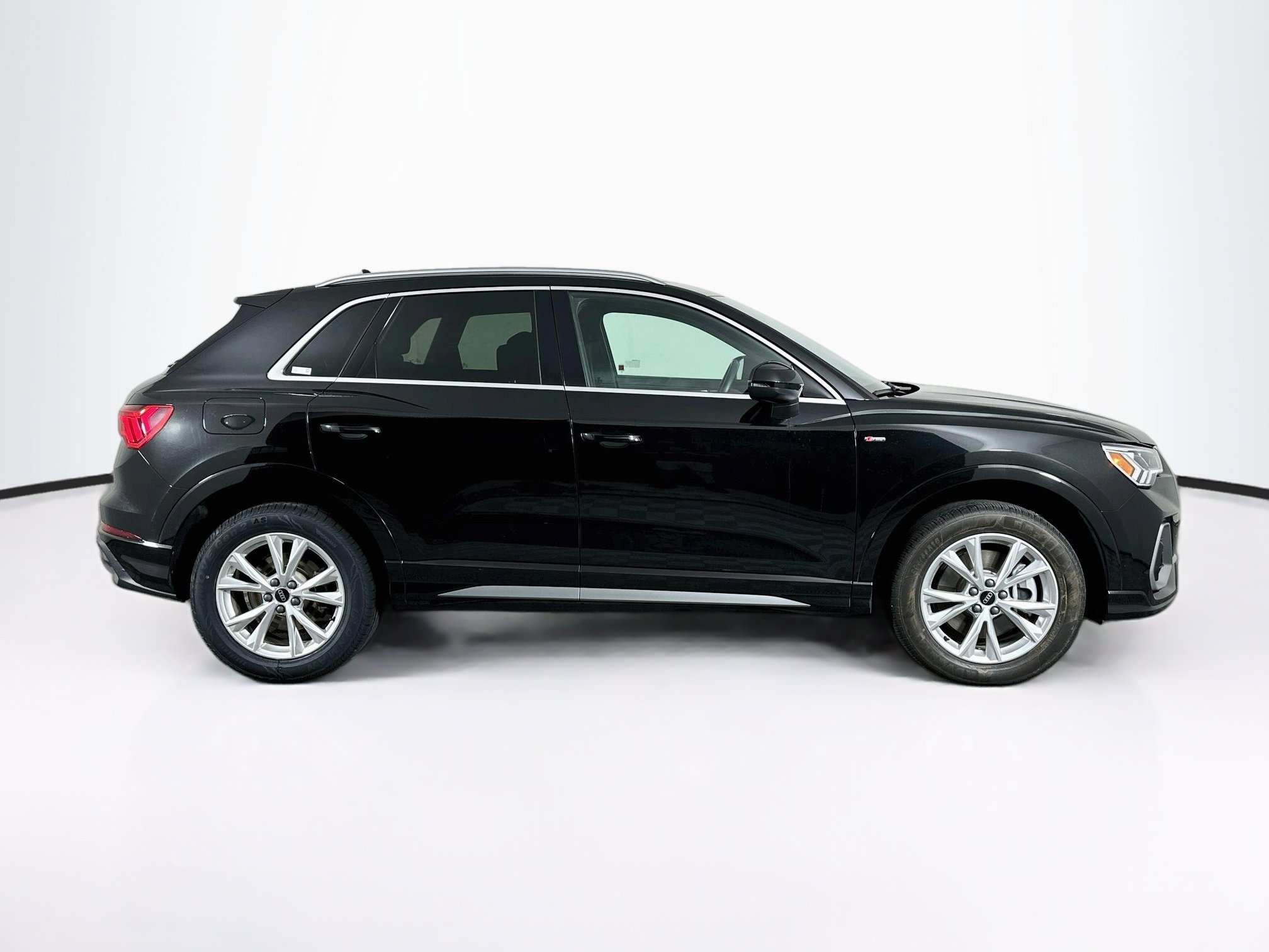 Used 2025 Audi Q3 2.0T Premium AWD/4WD image 10