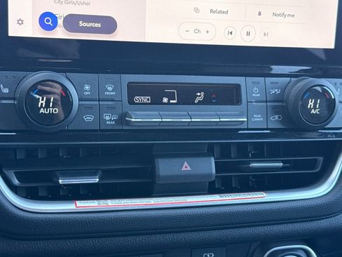 Certified 2025 Toyota Grand Highlander AWD image 24