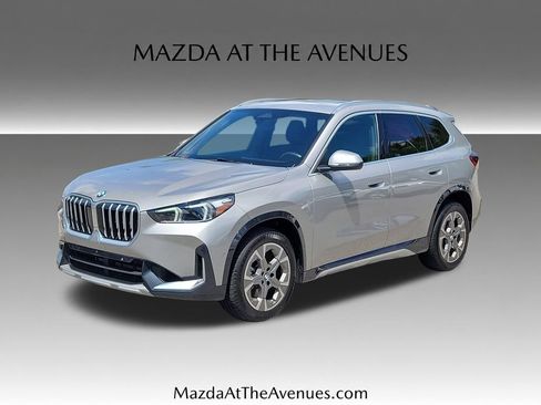 Used 2025 BMW X1 xDrive28i AWD/4WD image 1