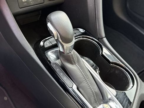 Used 2023 Buick Encore GX Preferred w/ Cold Weather Comfort Package FWD image 14