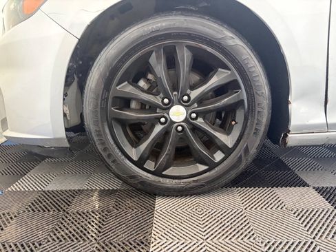 Used 2016 Chevrolet Malibu LT FWD image 28